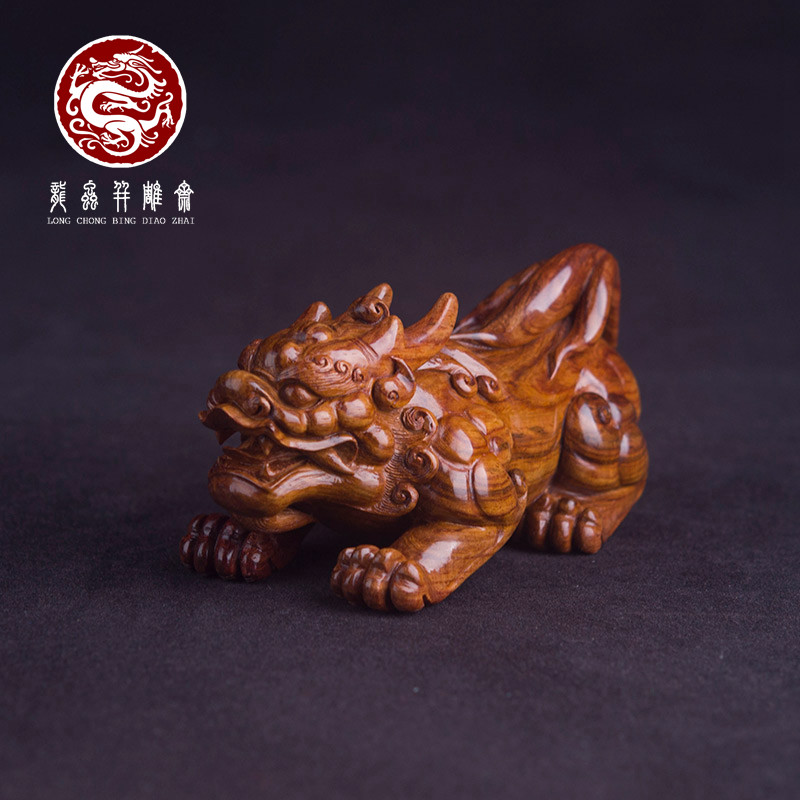 海南黄花梨貔貅摆件老油梨湘工雕刻家居吉祥木雕男士把玩手把件