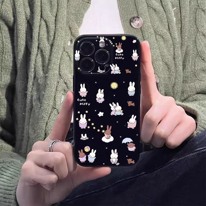 黑皮米菲适用iPhone14Pro/17手机壳11/6/xr苹果14/15Promax软情侣8p手机壳简约