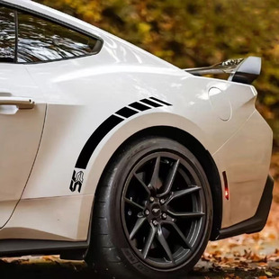 通用汽车贴纸轮眉划痕反光防水叶子板个性改装饰遮盖车身汽车贴纸