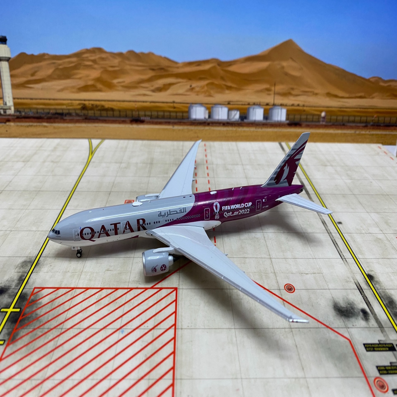 Phoenix 04416 卡塔尔航空 777-200LR A7-BBI 2022年世界杯 1:400