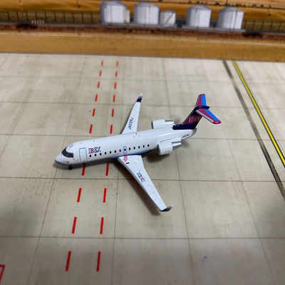 GeminiJets FW40003 Ibex Airlines CRJ-200ER JA03RJ 1:4001:400