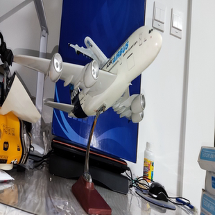 空客A380飞机模型空中客车A380飞机模型，比例是1比162比例的。