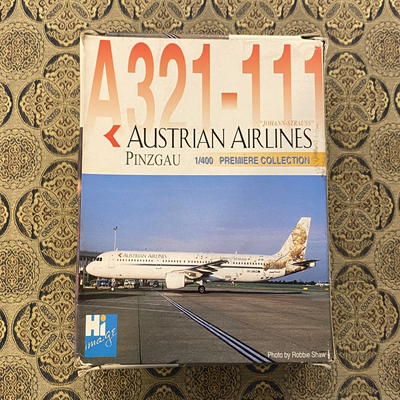 威龙成品客机模型55117～1:400 奥地利航空公司  A321-111约翰