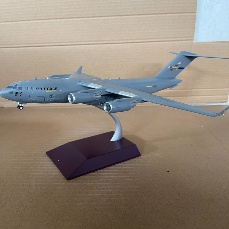GeminiJets 1/200 美国空军C-17A运输机模型，编号1107。合金材质图片