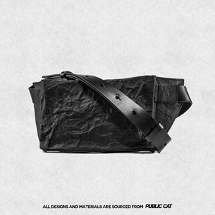 PUBLICCAT公务猫小众设计暗黑系头层牛皮褶皱定型骑行单肩斜挎包