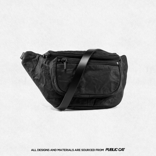 PUBLICCAT公务猫小众设计暗黑系潮流褶皱定型头层牛皮单肩斜挎包