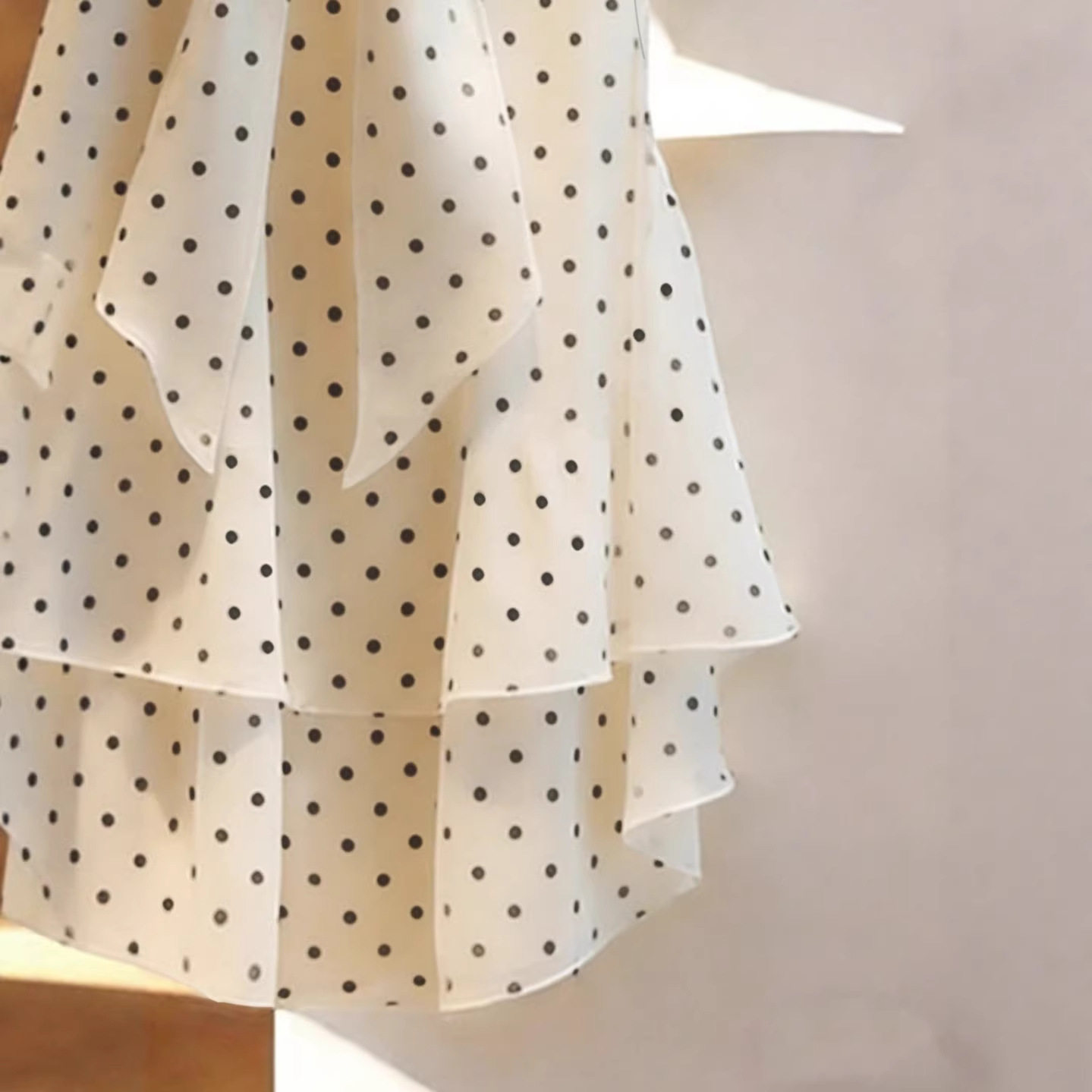 Chiffon polka dot shirt women's vest 雪纺波点衬衫女装背心
