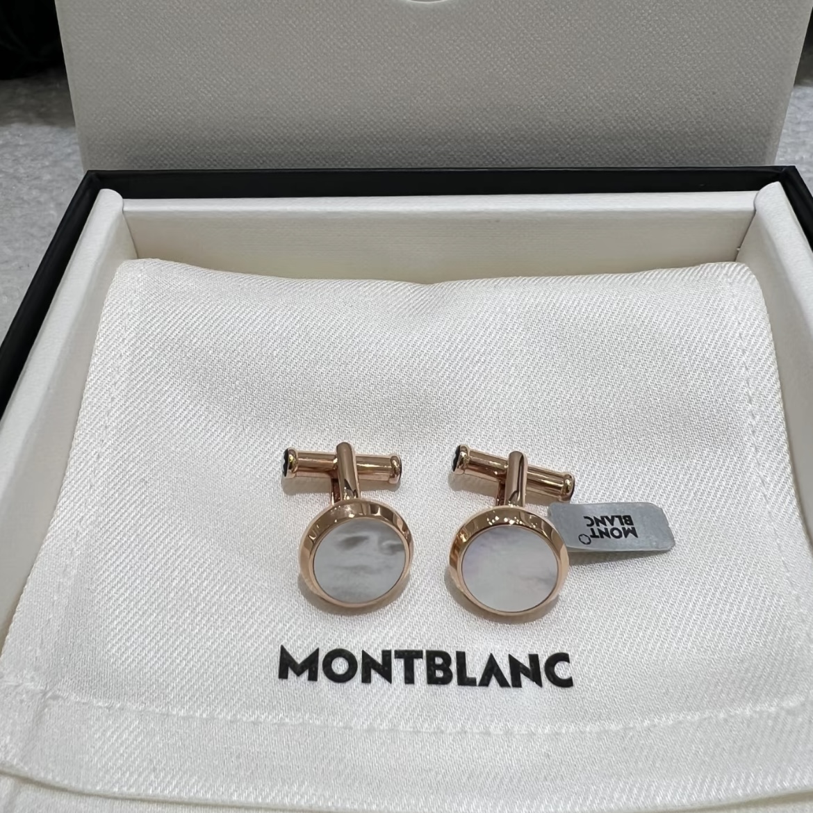 德国正品万宝龙玫瑰金贝母银色白贝男士衬衫扣袖扣袖钉