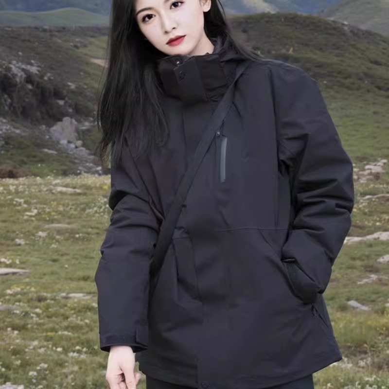 韩国黑色外套女2025秋冬季美式休闲连帽登山服户外运动防风夹克~