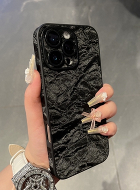 爆款黑色绒布雪山纹苹果16Pro手机壳15promax女适用iPhone13高级感14创意12P保护壳11简约14ProMax防摔男女壳