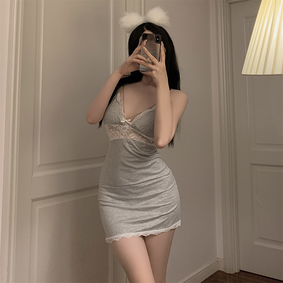 cutie:春夏新款舒适纯色睡衣露背加胸垫吊带睡裙白丝家居服套装女