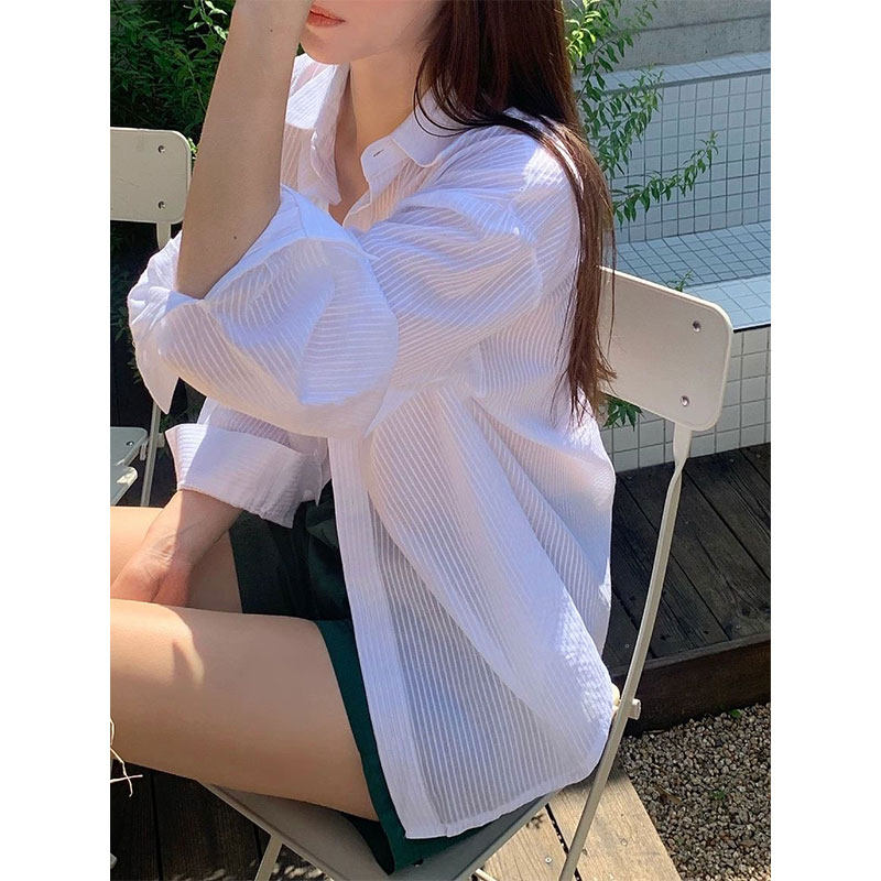 [SPOT] WHITE STRIPED SHIRT WOMENS 2024 SPRING SUMMER DONGDAEMUN CASUAL SHIRT LONG SLEEVE FRENCH AGE REDUCTION TOP