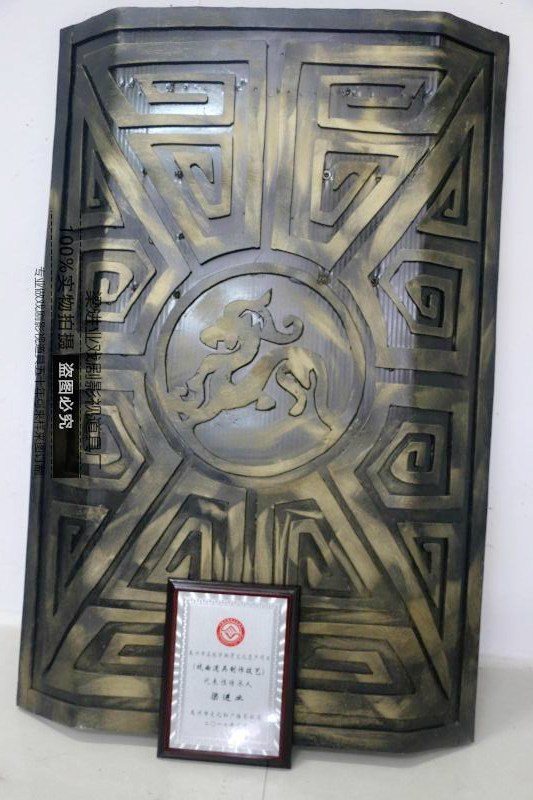 仿古盾牌戏剧戏曲舞台演出表演秦朝盾牌古装cos实木定制影视戏曲