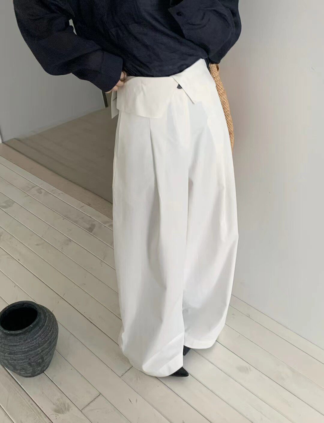 more5541韩系假两件翻边屁帘弯刀休闲裤女高腰设计感阔腿裤长裤