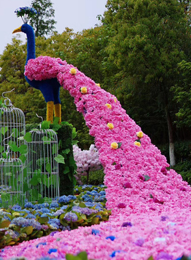 花艺美陈房地产婚庆路引孔雀网红