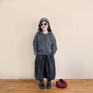 女童秋韩版休闲灰色连帽针织毛线拉链衫毛衣外套+灰色豹纹萝卜裤