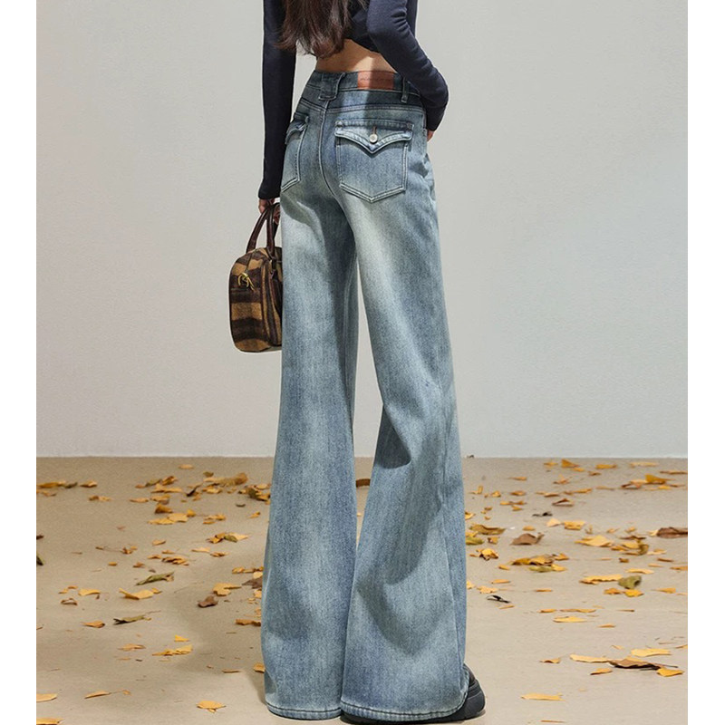 复古蓝不贴腿微喇牛仔裤女2026新款夏季薄款浅色高腰垂感直筒裤子