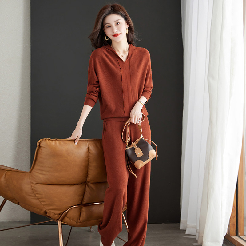 2025秋季新款连帽针织运动套装女长袖纯色毛衣运动服阔腿裤两件套