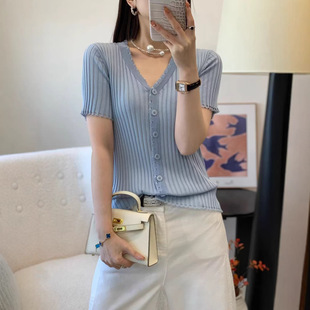 夏季桑蚕丝短袖上衣2026新款春装女装设计感针织衫内搭T恤v领开衫