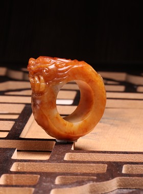 苏工新疆和田玉黄沁籽料龙扳指黄玉玉棕挂件吊坠