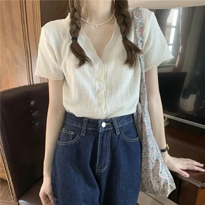 Tv领短袖衬衫女夏季薄款设计感小众早秋别致漂亮小衫法式短款上衣