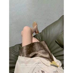 小宜定制 波点布朗尼·法式柔光A字缎