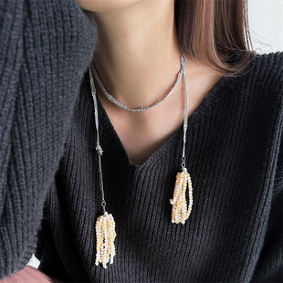 日韩长款ins风米黄色麦穗挂件项链女2025年新款小众设计感毛衣链