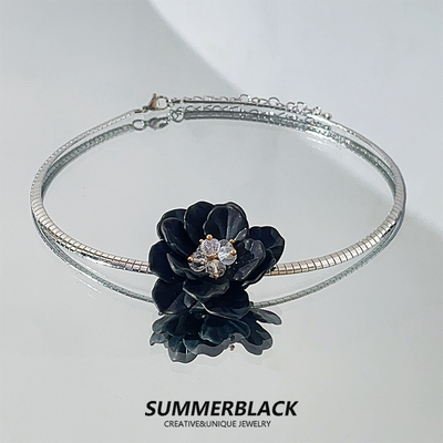 美宣雅黑色立体花朵项链