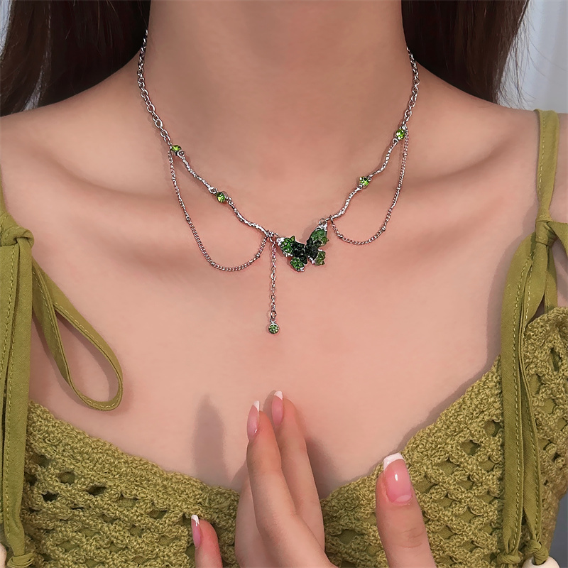 森系绿色锆石蝴蝶项链