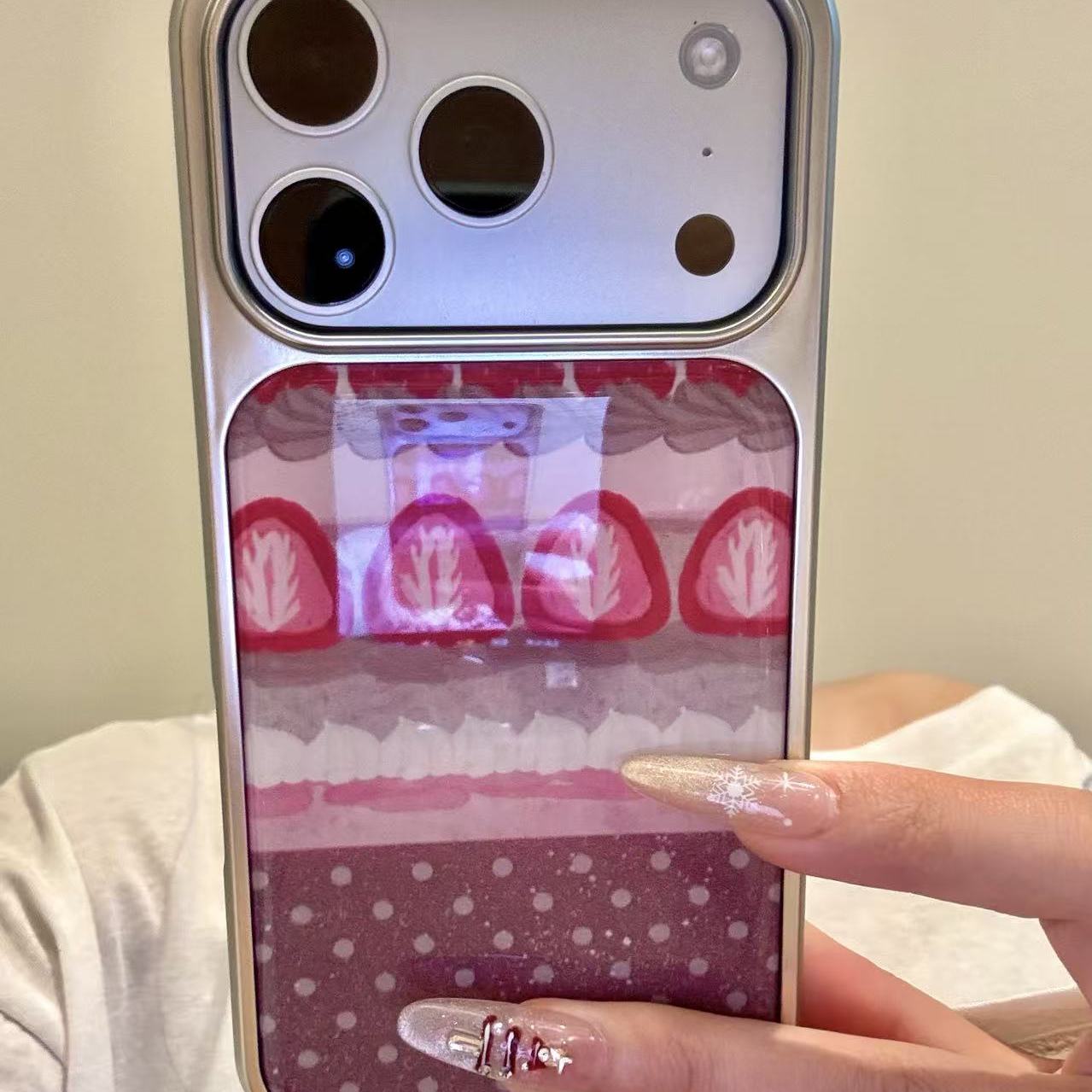 甜系美味奶油草莓波点适用于iphone17promax苹果16手机壳15pr新款