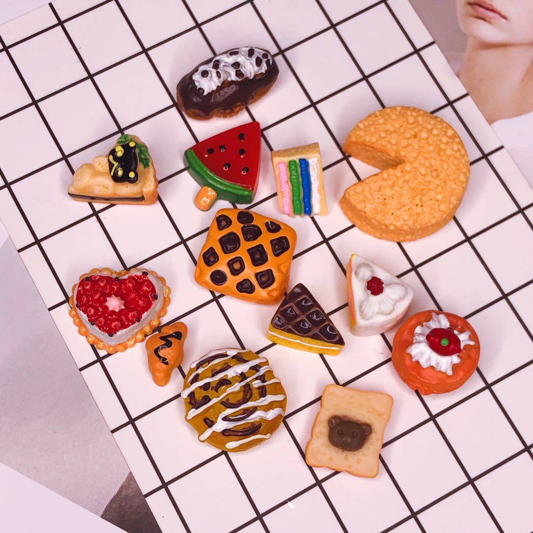 仿真草莓蛋糕巧克力芝麻面包树脂食玩 手机壳diy奶油胶发夹材料,饰品/流行首饰/时尚饰品新,其他DIY饰品配件,淘宝优惠券,粉丝福利购,淘宝优惠卷