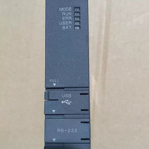 议价PLC模块 Q00UCPU 带USB和RS-232接口。