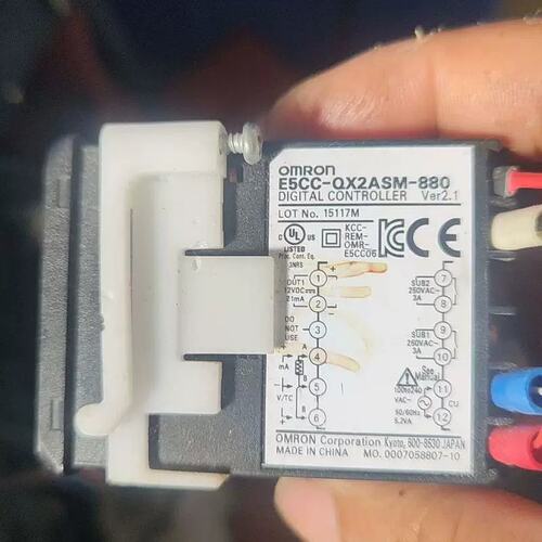 议价温控器 E5CC-QX2ASM-880 Ver2.1