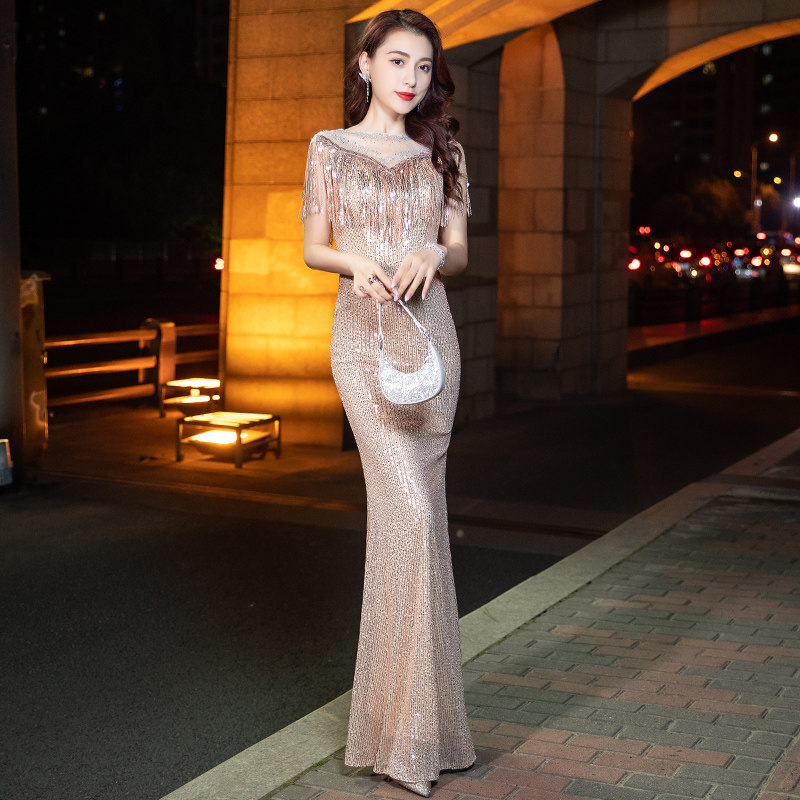 流苏新款宴会高端气质修身晚礼服