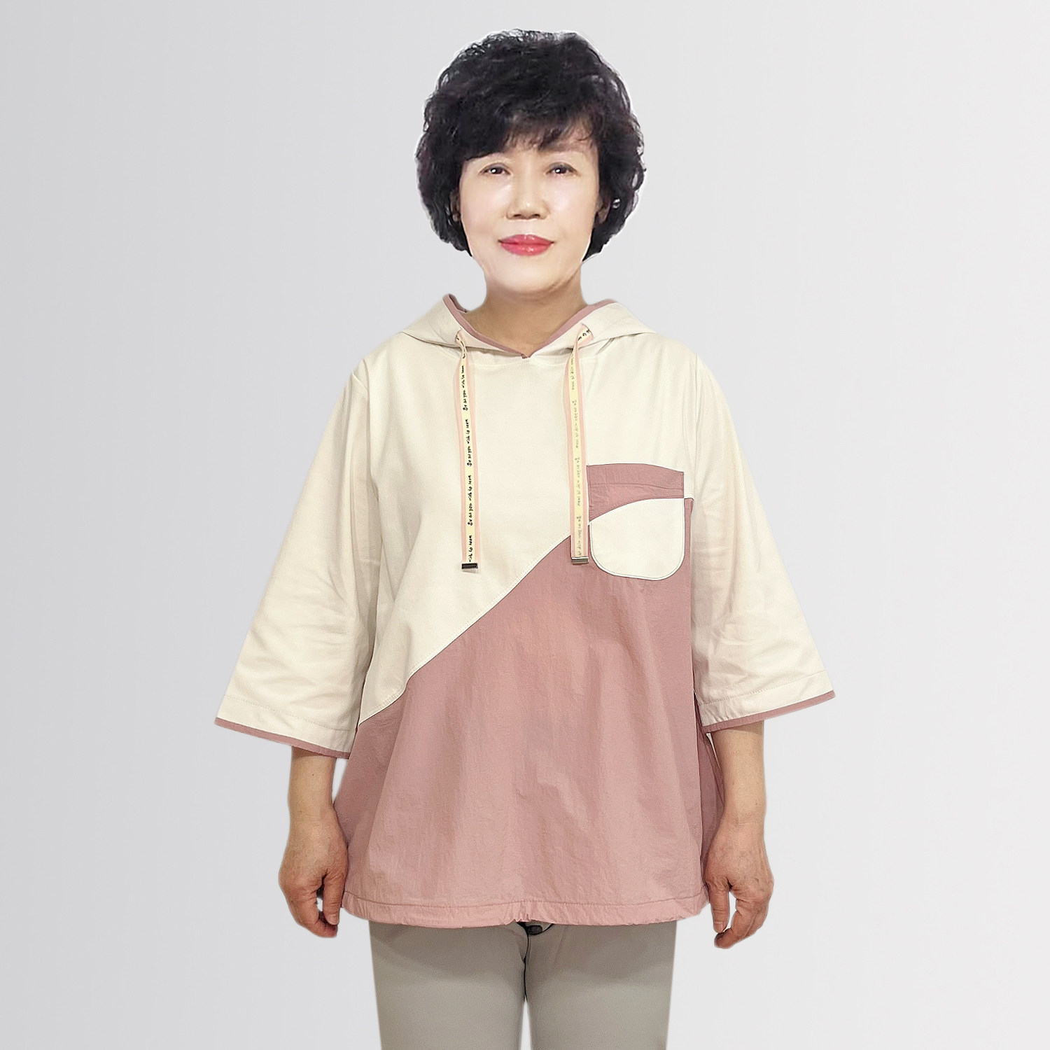 中老年连帽宽松七分袖T恤2026秋季新款韩国代购洋气拼色妈妈上衣