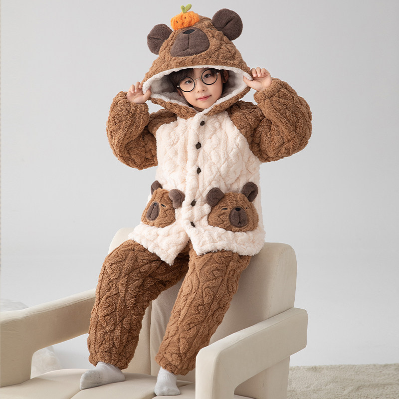 冬季男童珊瑚绒三层夹棉睡衣套装连帽卡皮巴拉加厚保暖亲子家居服