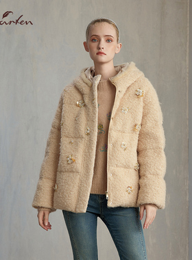 CHARFEN2024冬季新款重工刺绣羊羔毛连帽羽绒服女CFE5F329-3068Y