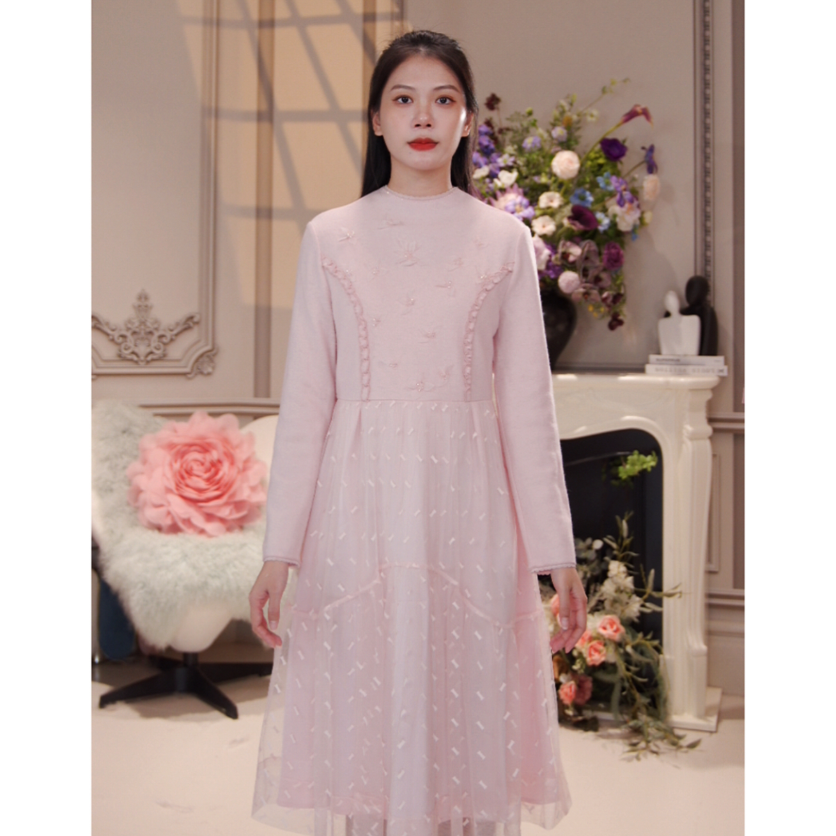 甜美优雅蕾丝针织连衣裙