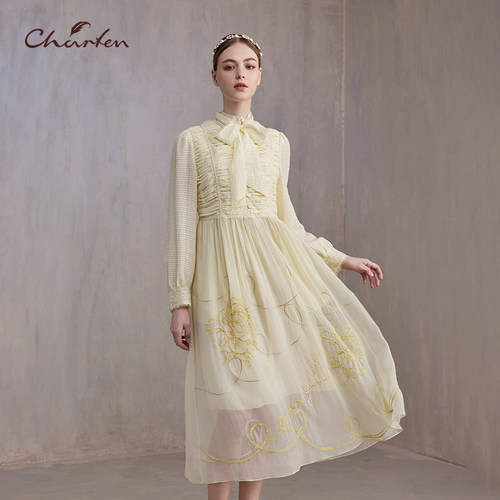 重工钉珠连衣裙女2025春新款