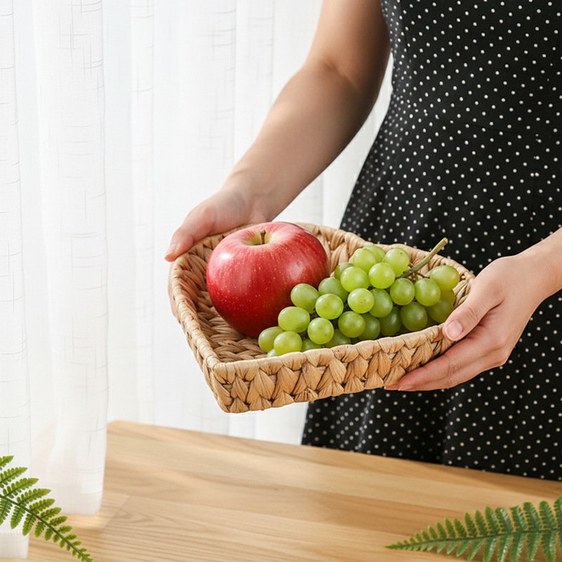 手工编织葫芦草收纳篮北欧风水果面包筐心形托盘干果点心篮收DD89