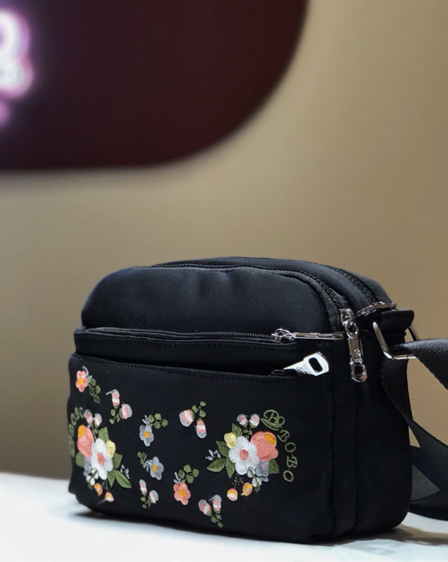 博卜5803国风刺绣花单肩斜挎牛津布中年妈妈包帆布防水尼龙大容量,箱包皮具/热销女包/男包,通用款女包,淘宝优惠券,粉丝福利购,淘宝优惠卷