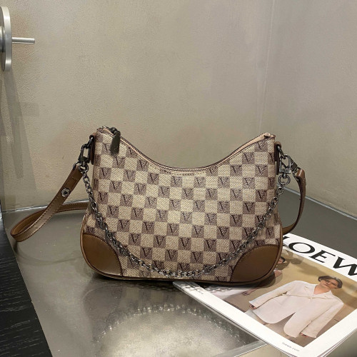 全新贴袋拉链涤纶棋盘格VF8670PU