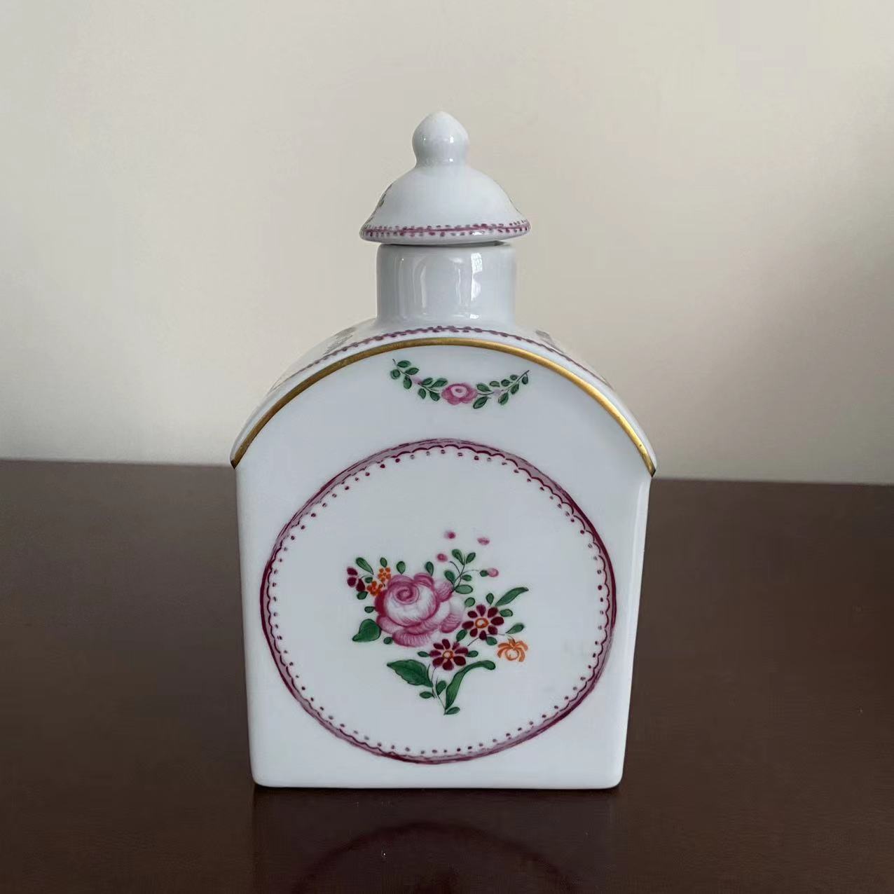 NG portugal 葡萄牙 博物馆藏品复刻手绘香料瓶 描金手绘装饰瓷壶 - 实物图