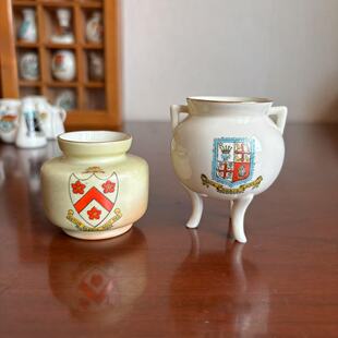 Locke & Co Worcester 古董盾徽徽章瓷瓶 手绘纹章老瓷器收藏摆件