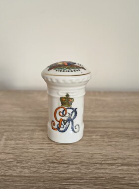 Arcadian 阿卡迪安 英国纹章瓷微缩摆件伯明翰邮筒 乔治五世徽章