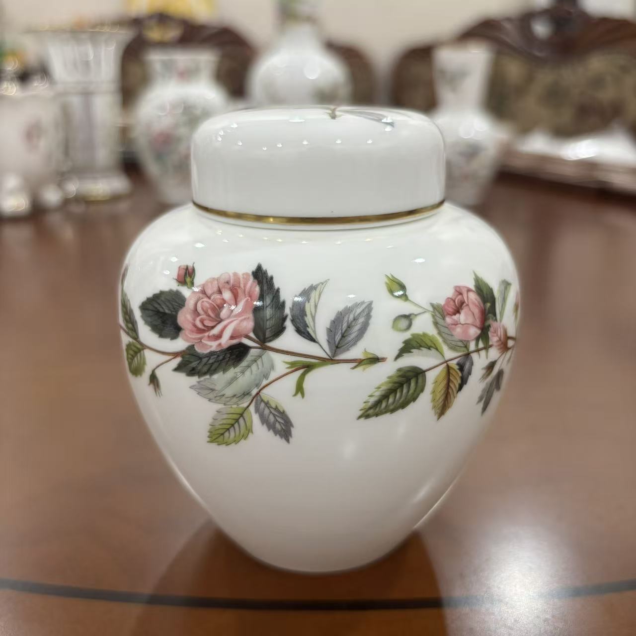 Wedgwood 韦奇伍德 Hathaway Rose 海瑟薇玫瑰 骨瓷咖啡罐 茶盒