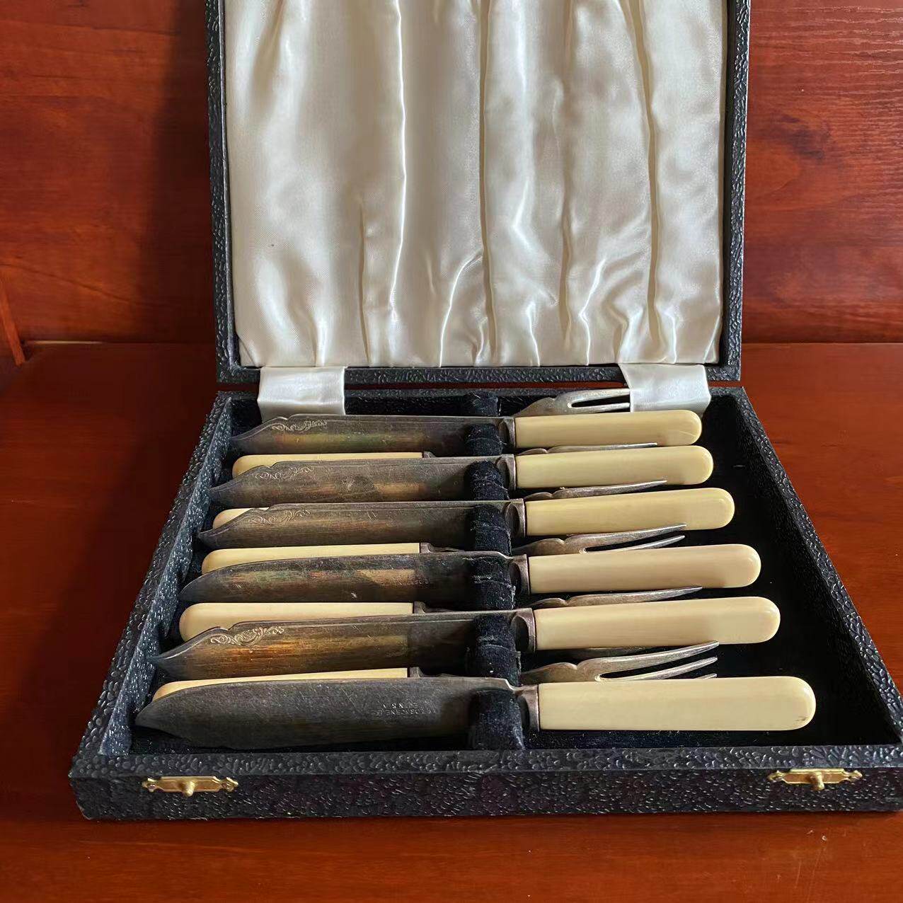 Antique 英国早期19世纪 EPNS镀银雕花正餐刀叉 英式收藏摆件餐具
