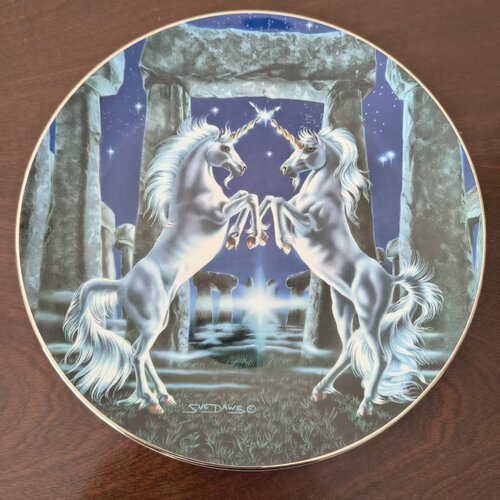 Royal Doulton 皇家道尔顿 英国神话独角兽限量收藏盘 装饰摆件碟