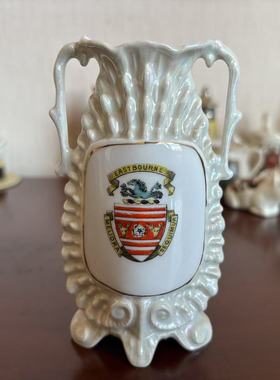 Victoria 早期捷克 手绘盾徽珠光瓷器 贝母瓷纹章摆件双耳小花瓶