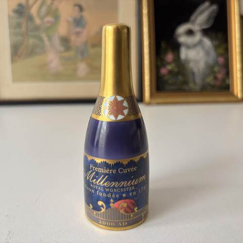 Royal Worcester 皇家伍斯特 2000年千禧纪念收藏孤品 小酒瓶摆件